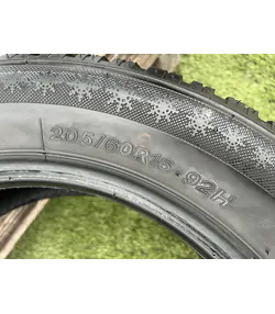 205/60 R16 Lassa Snoways 4 téli gumi 5mm 4