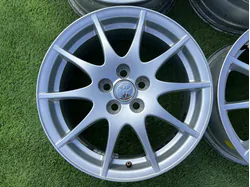 5x100 16" Toyota gyári alufelni 6,5Jx16h2 ET45 2