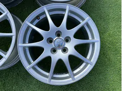 5x100 16" Toyota gyári alufelni 6,5Jx16h2 ET45 3