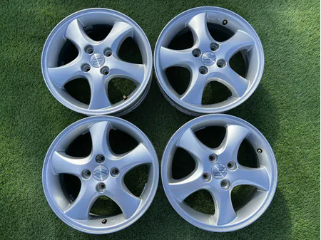 4x100 15" Suzuki gyári alufelni 5Jx15h2 ET45 1