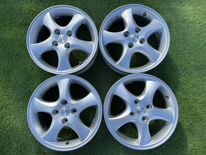 4x100 15" Suzuki gyári alufelni 5Jx15h2 ET45 alapértelmezett kép