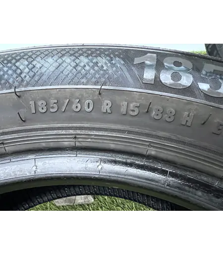 185/60 R15 Semperit Speed life 3 nyári gumi 6-6,5mm 5
