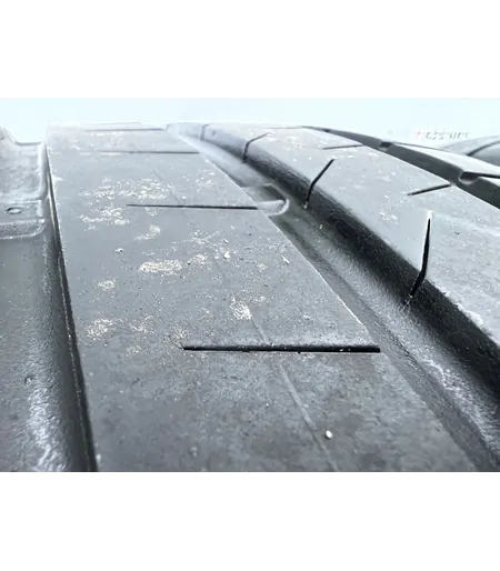 285/35 R22 Bridgestone Turanza T005 nyári gumi 5-6mm 4