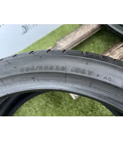 285/35 R22 Bridgestone Turanza T005 nyári gumi 5-6mm - Mobil Gumis 5