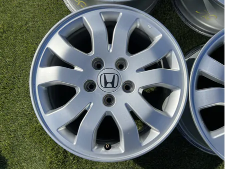 5x114.3 16" Honda gyári alufelni 6,5Jx16h2 ET50 2