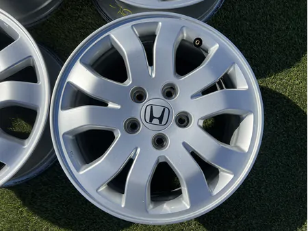 5x114.3 16" Honda gyári alufelni 6,5Jx16h2 ET50 3