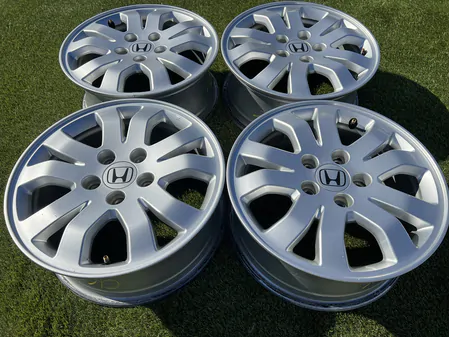 5x114.3 16" Honda gyári alufelni 6,5Jx16h2 ET50 6