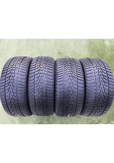 275/40 R20 Hankook Winter I’Cept Evo 3 téli gumi 8mm