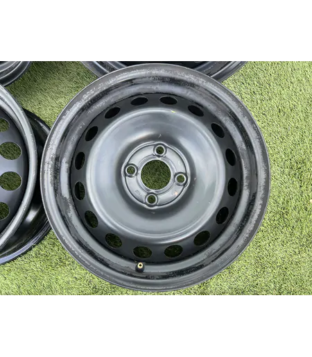 4x100 15" Renault gyári lemezfelni 6Jx15h2 ET40 3