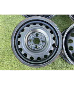 4x100 14" Toyota gyári lemezfelni 4,5Jx14h2 ET39 2