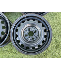 4x100 14" Toyota gyári lemezfelni 4,5Jx14h2 ET39 3