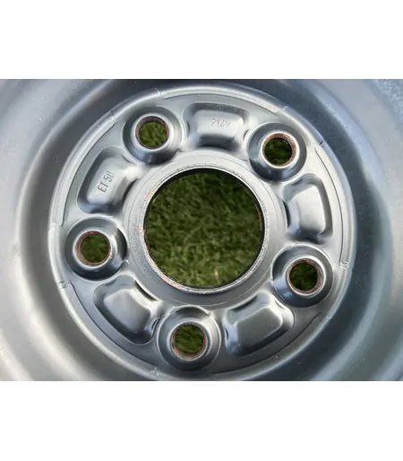 5x114.3 16" Suzuki SX4 gyári lemezfelni 6Jx16h2 ET50 6