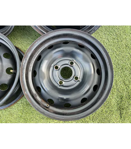 4x100 14" Hyundai gyári lemezfelni 5Jx14h2 ET46 3