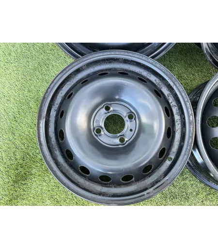 4x100 15" Renault gyári lemezfelni 5,5Jx15h2 ET43 2