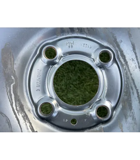 4x100 15" Renault gyári lemezfelni 5,5Jx15h2 ET43 6