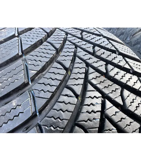 205/55 R16 Semperit Speed Grip 5 téli gumi 6,5-7mm 4