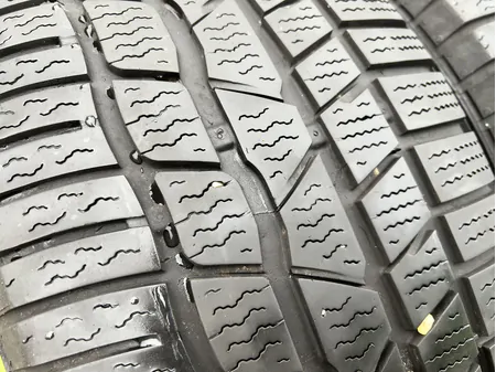 225/55 R16 Continental ContiWinterContact TS830P téli gumi 5mm 2