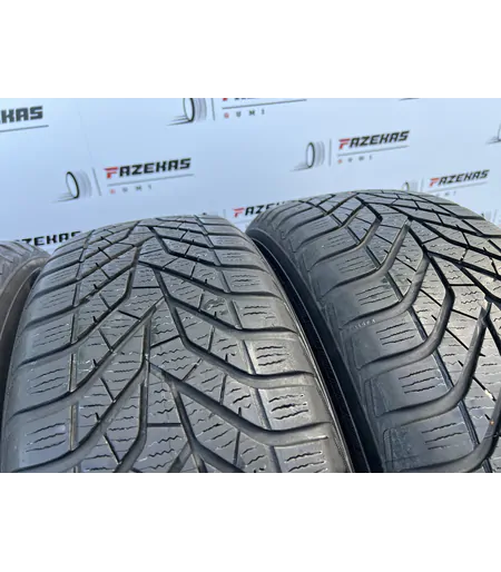 215/60 R16 Yokohama BluEarth téli gumi 5-5,5mm 3