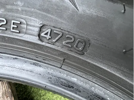 205/55 R16 Bridgestone Blizzak LM005 téli gumi 5,5-6mm 4