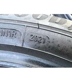 195/55 R16 Goodyear UltraGrip 9 téli gumi 7mm 6