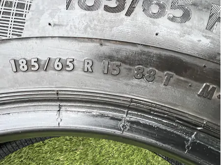 185/65 R15 Continental WinterContact TS860 téli gumi 7mm 6