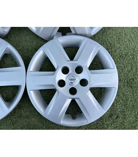 NISSAN 16" dísztárcsa 3