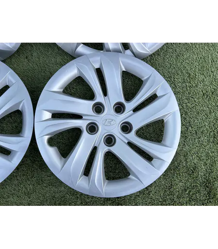 HYUNDAI 16" dísztárcsa 3