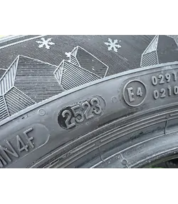 205/55 R16 Semperit Speed Grip 5 téli gumi 6,5mm 6