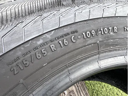 215/65 R16C Semperit Van-Life 2 nyári gumi 7mm 6