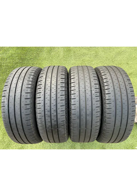 215/70 R15C Nexen Roadian CT8 nyári gumi 5-6mm