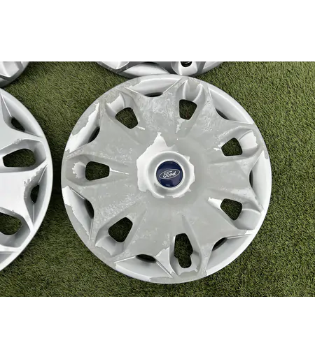 Ford gyári 16" dísztárcsa - Mobil Gumis 3