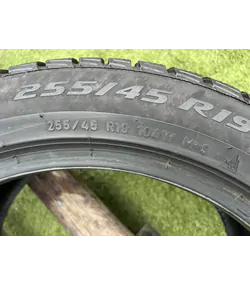 255/45 R19 Pirelli Sottozero 3 téli gumi 4,5-5mm 5