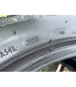 255/45 R19 Pirelli Sottozero 3 téli gumi 4,5-5mm 6