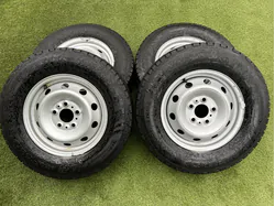 5x118 15" Fiat Citroen Peugeot gyári lemezfelni 215/70 R15C téli gumikkal 1