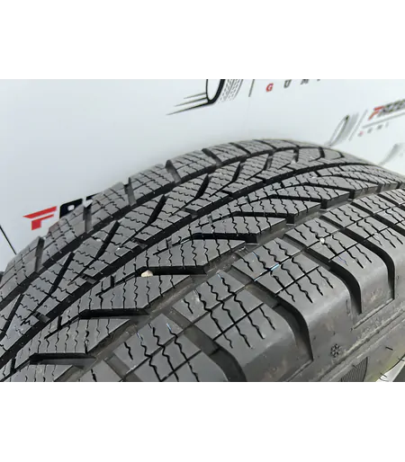 5x118 15" Fiat Peugeot Citroen gyári pótkerék lemezfelni 215/70 R15C téli gumikkal 2