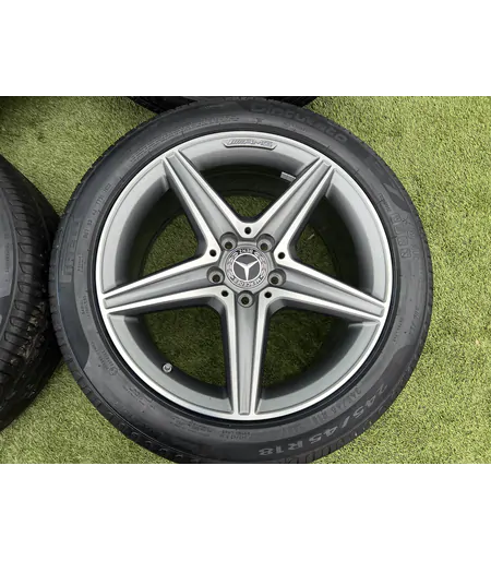 5x112 18" Mercedes AMG E-Class gyári kétszéles alufelni 275/40 R18 245/45 R18 nyári gumikkal 4