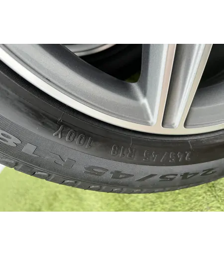 5x112 18" Mercedes AMG E-Class gyári kétszéles alufelni 275/40 R18 245/45 R18 nyári gumikkal 10