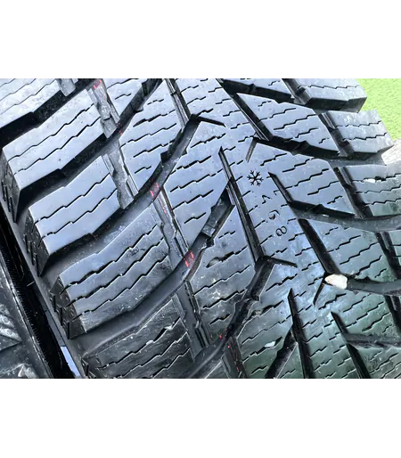 215/65 R16C Nokian SnowProof C téli gumi 8mm 3