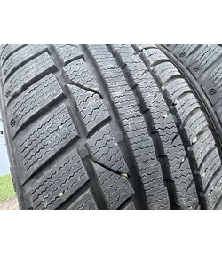 205/45 R17 Linglong Green Max Winter UHP téli gumi 8mm 2
