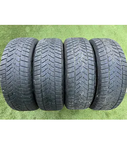 225/65 R17 Goodyear Ultra Grip Performance téli gumi 5-5,5mm 1