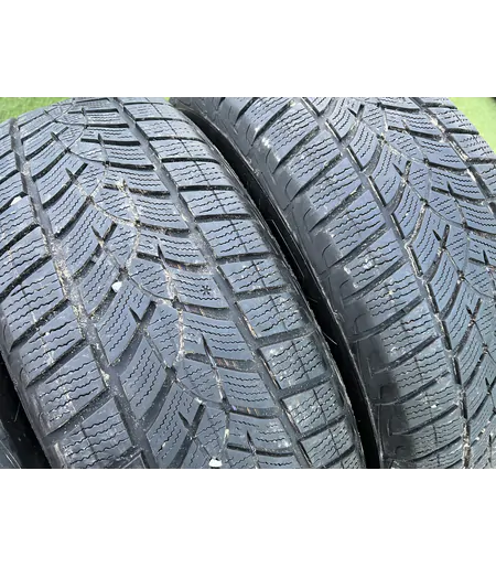 225/65 R17 Goodyear Ultra Grip Performance téli gumi 5-5,5mm 3