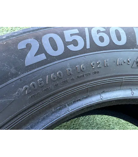 205/60 R16 Semperit Speed Grip 5 téli gumi 7,5-8mm - Mobil Gumis 5