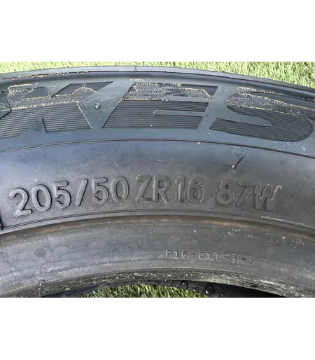 205/50 R16 Toyo Tires Proxes R888 nyári gumi 4mm - Mobil Gumis 6
