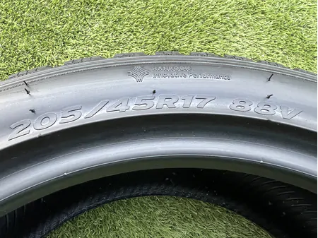 205/45 R17 Hankook Winter I’cept RS téli gumi 7-7,5mm 5