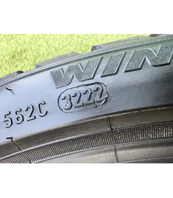 255/35 R21 Pirelli Sottozero 3 téli gumi 6mm - Mobil Gumis 6