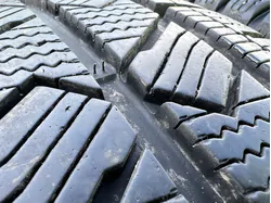 235/65 R16C Laufenn I Fit Van téli gumi 5-7mm 4