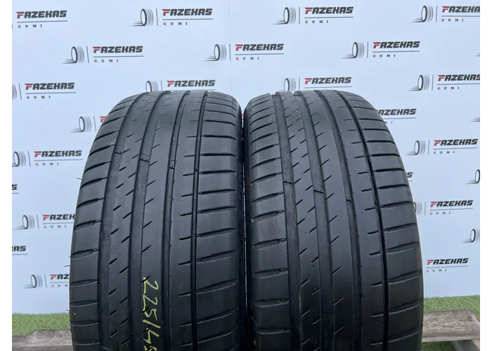 225/45 R19 Michelin PilotSport 4 nyári gumi 5mm - Mobil Gumis