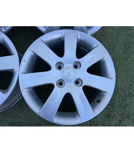 4x114.3 16" Mitsubishi gyári alufelni 6,5Jx16h2 ET46 - Mobil Gumis 4