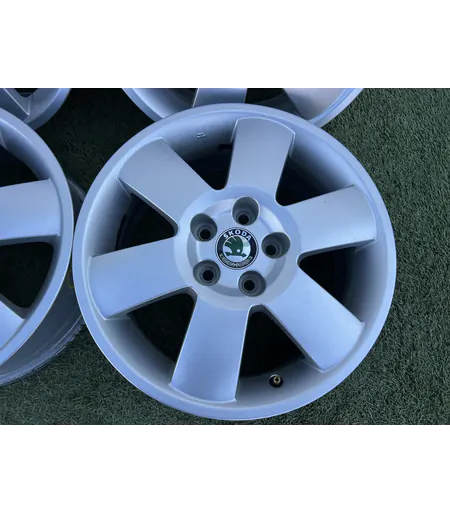 5x100 15" Skoda gyári alufelni 6Jx15h2 ET43 - Mobil Gumis 4