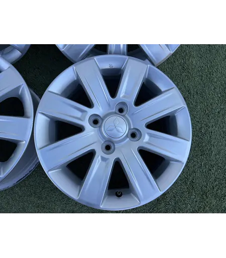 4x114.3 15" Mitsubishi gyári alufelni 6Jx15h2 ET46 - Mobil Gumis 4